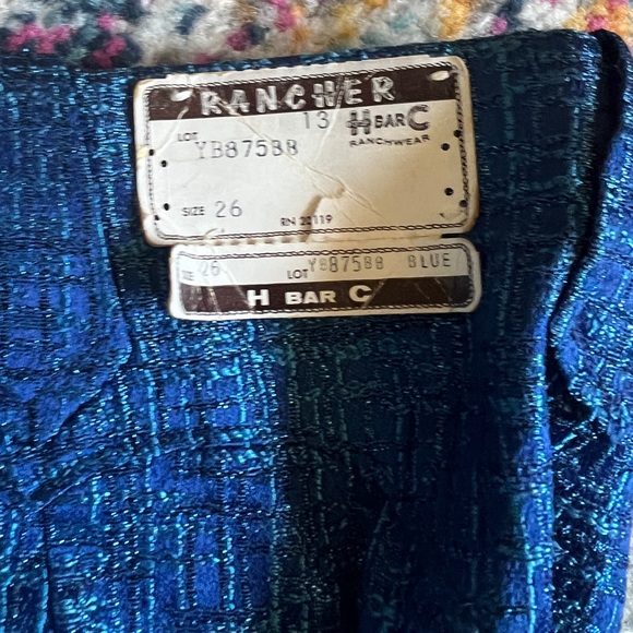 Beautiful Vintage Western Suit - Picture 10 of 15